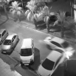 Serik'te park halindeki araçlara çarpan sürücü aldırmayıp yoluna devam etti