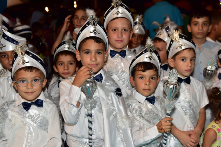 Kepez'de sünnet kayıtları sürüyor