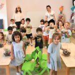 Konyaaltı'nın minikleri çiçek tasarımı yaptı