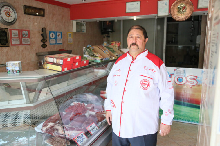 Zincir marketlerde kurbanlıklar dini vecibelere göre kesilmiyor iddiası