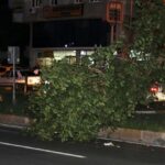 Antalyada şiddetli fırtına etkili oldu