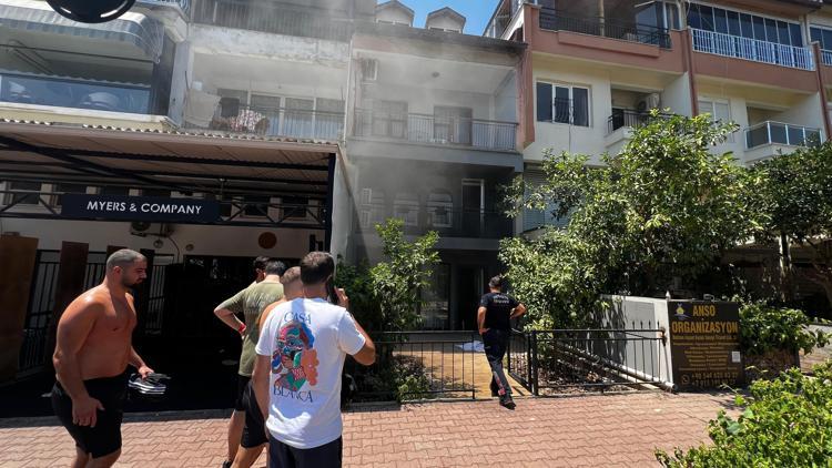 Apartta korkutan yangın