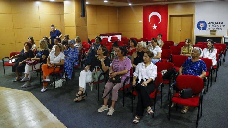 Büyükşehirden kadınlara eğitim