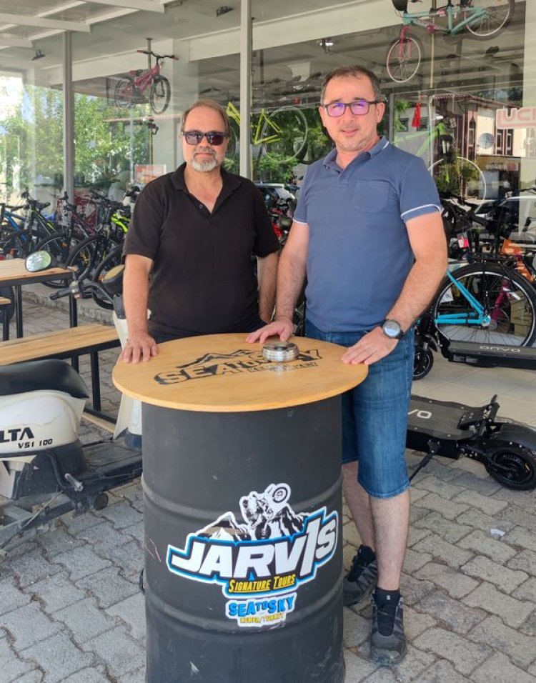 image_750x_66c56a64ac485