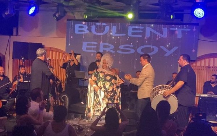 CHAN YALIKAVAK SARI YAZ’A BÜLENT ERSOY’LA GÖRKEMLİ BİR GİRİŞ YAPTI