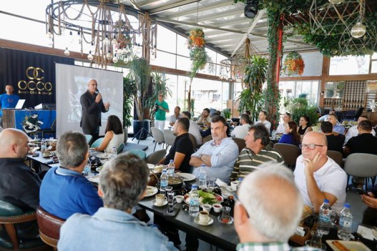 image_750x_6713c32739d22