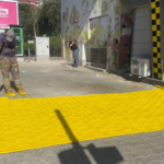 Konyaaltı'nda sokaklar ve duraklar yenileniyor