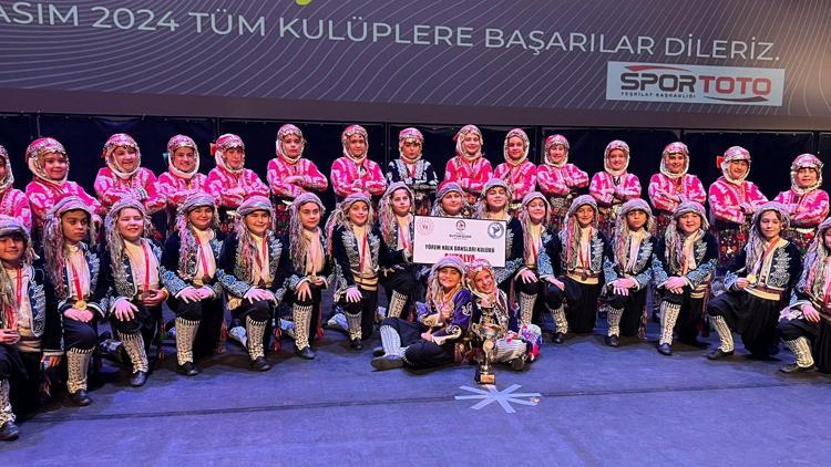 Antalyalı halk oyunu takımı Türkiye şampiyonu oldu