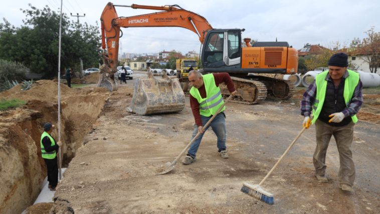 Büyükşehir Habibler’in yağmur suyu sorununu çözüyor