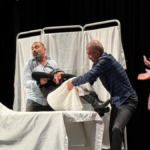 'Çılgın Hastane' alkış yağmuruna tutuldu