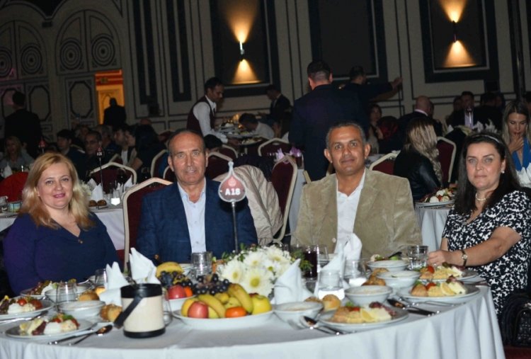 image_750x_676c2d330e0eb