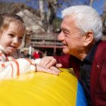 Başkan Mustafa Geyikçiden çocuklara sürpriz