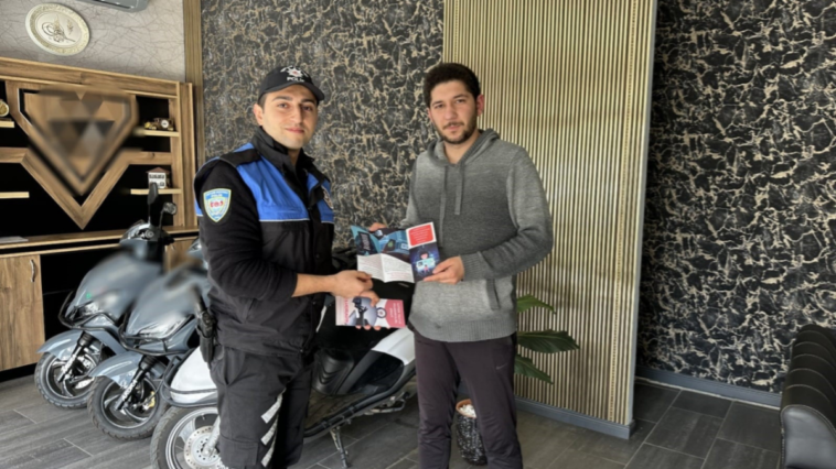 Antalya'da vatandaş sahtecilere karşı uyarılıyor