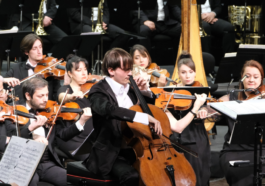 Dünya ünlü çellist Benedict Antalya'da sahne aldı