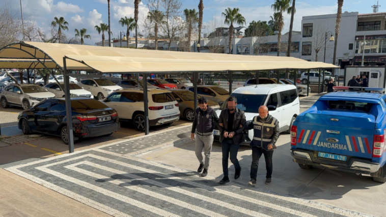 Gazipaşa'da ev ve araca tüfekle ateş eden şüpheli tutuklandı