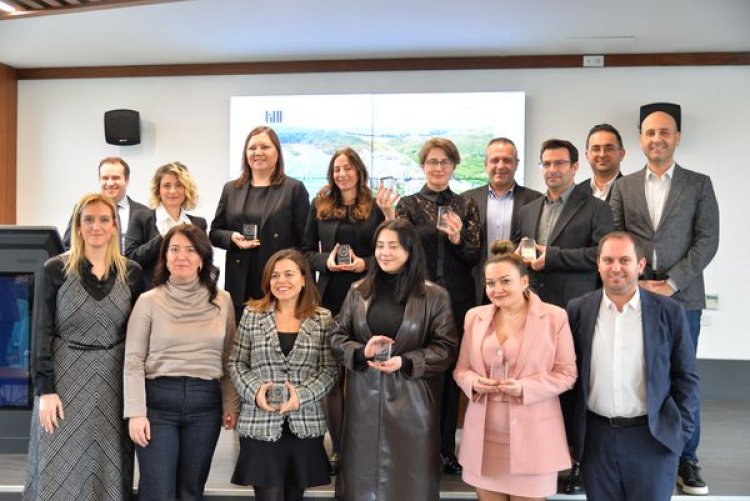 image_750x_677bd1d8daf1b-1