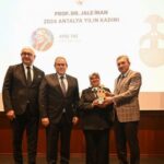 JALE İNAN 2024 ANTALYA YILIN KADINI ÖDÜL TÖRENİ GERÇEKLEŞTİRİLDİ