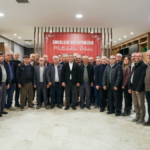 Manavgat Belediyesi'nden emeklilere plaket