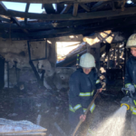 Otel ekipmanları deposu yangında küle döndü