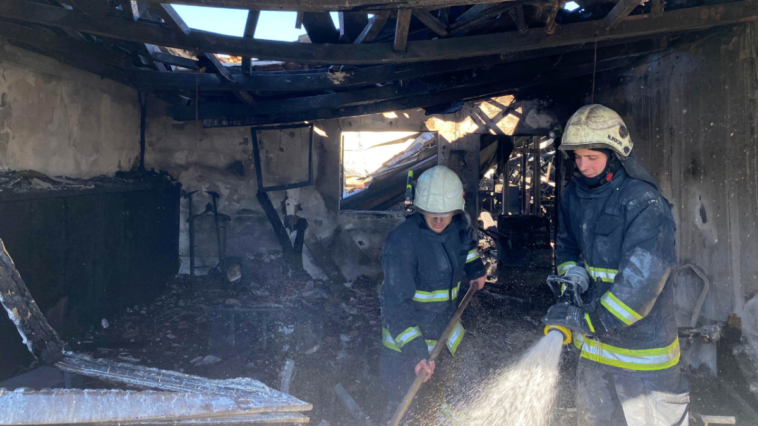 Otel ekipmanları deposu yangında küle döndü