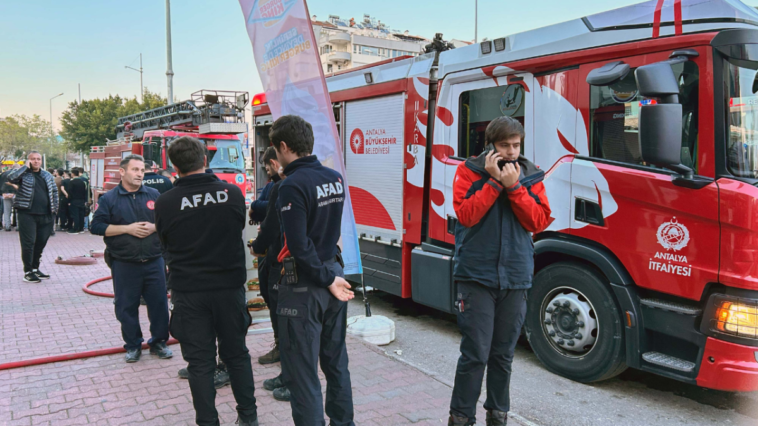 Restoranda korkutan yangın