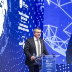 Bakan Tekinden özel okullara: Çürük elmalarla siz mücadele etmezseniz; peşine biz düşeriz