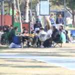 Antalyada tatilin son gününde sahilde yoğunluk