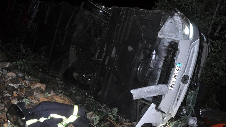 Yolcu Otobüsü Kazası: 10 Ağır, 28 Yaralı