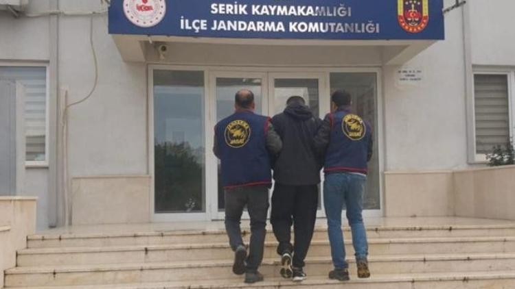 Antalyada çeşitli suçlardan aranan 214 şüpheli yakalandı