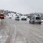 Akseki-Seydişehir karayolunda kar yağışı etkili oluyor