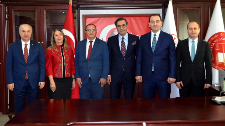 Antalya Adalet Komisyonu Başkanı Karaaslan görevine başladı