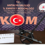 Antalya'da 2 tarihi eser kaçakçısı yakalandı
