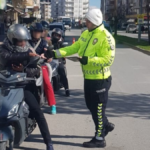 Antalya'da 707 motosiklet, 120 araç ve 33 işleri denetlendi