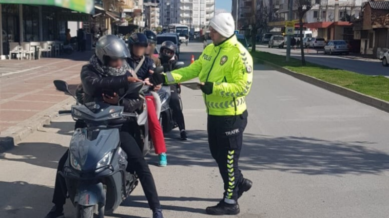 Antalya'da 707 motosiklet, 120 araç ve 33 işleri denetlendi