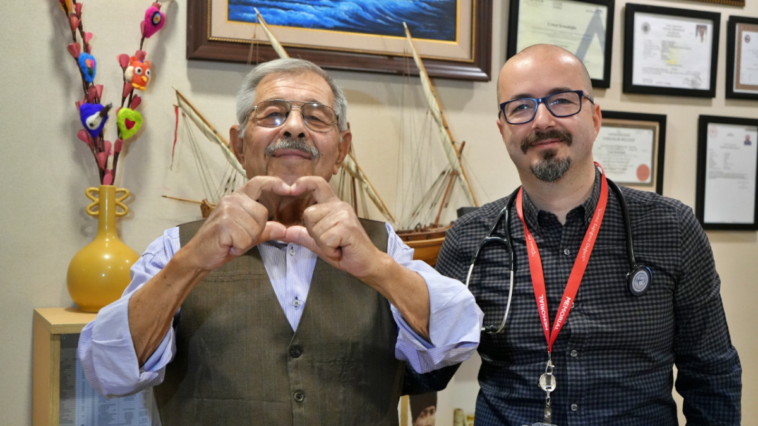 Antalya'da 80 yaşındaki emekli öğretmene hastane sürprizi