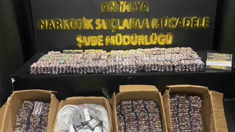 Antalya'da bir haftada 34 zehir taciri tutuklandı