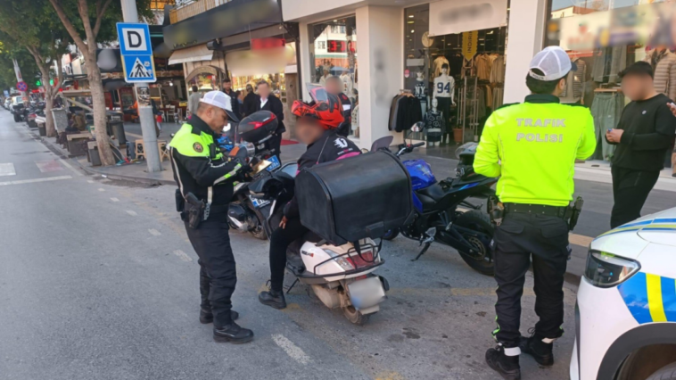 Antalya'da motosiklet operasyonu 135 kişi sorgulandı
