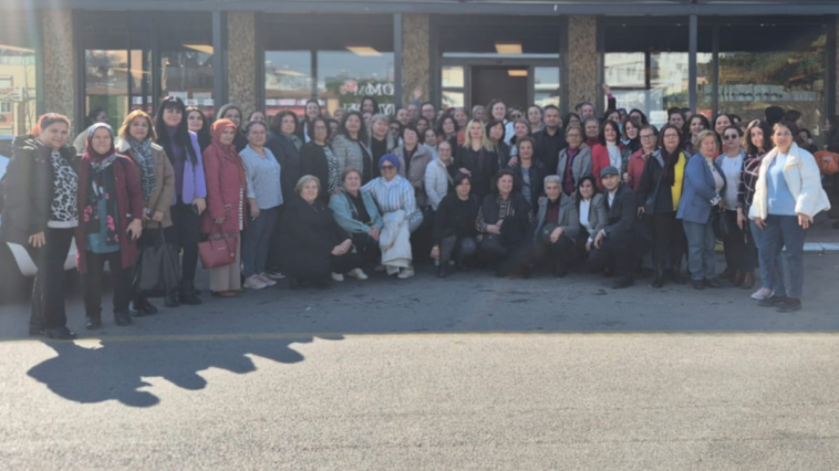 CHP Kepez'de kadın kolları, partiye emek verenleri ağırladı