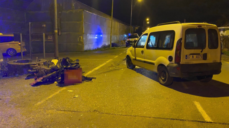 Gazipaşa'daki kazada 1'i ağır 2 kişi yaralandı