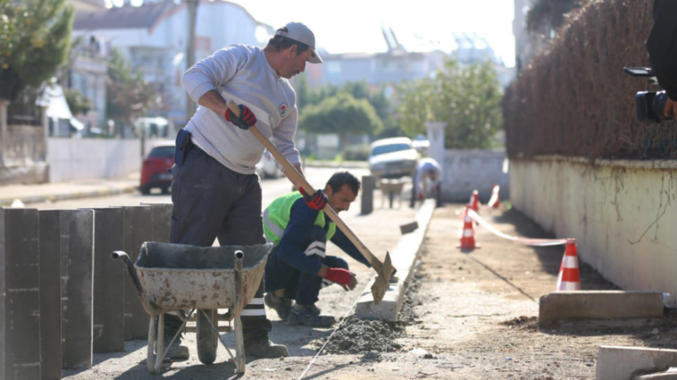 Kepez’den yaya yollarına konforlu dokunuş