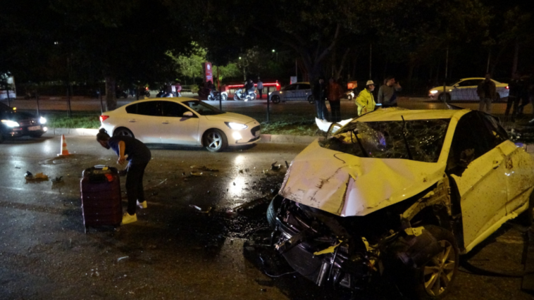 Kontrolden çıkan otomobil takla attı, 3 kişi yaralandı