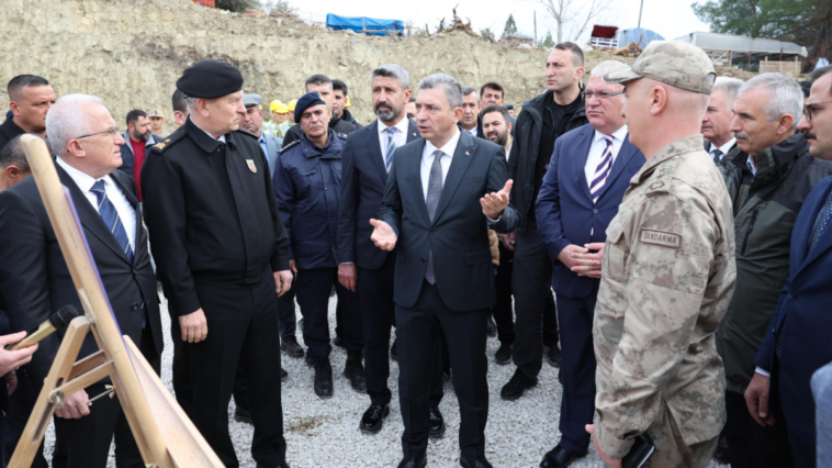 Kumluca'da jandarmanın yeni binasının temeli atıldı