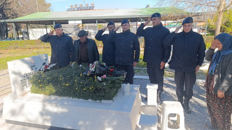 Manavgat şehidini dualarla andı