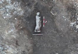 Perge'de Roma dönemine ait 5 yeni heykel bulundu