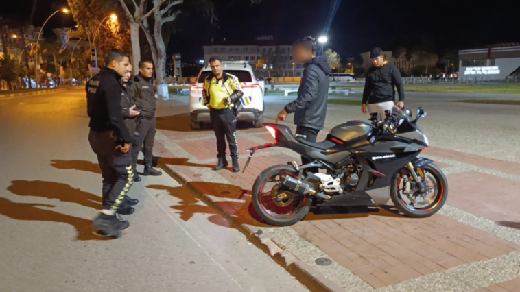 Plakasını bere ile kapatan sürücüye 13 bin lira ceza yazıldı