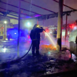 Serik'te gece yarısı bir işyeri kundaklandı