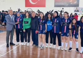 Serik'te Okullar Futsal Birinciliği final maçlarıyla sonuçlandı