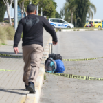 Şüpheli çantadan kıyafet çıktı