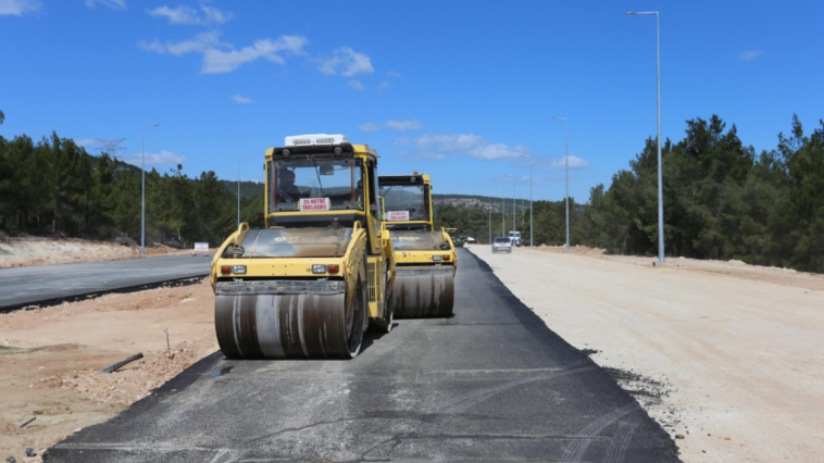 Varsak Motor Sporları Yarış Alanı'nın yapımı hızla sürüyor