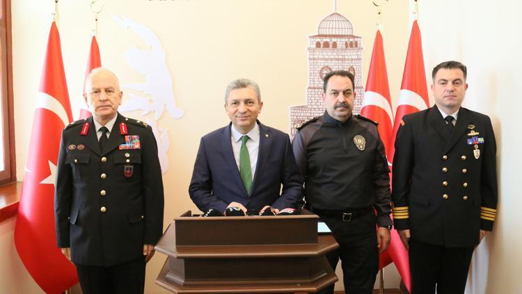 Antalyada sokakta düğün, nişan, mevlit yasaklandı